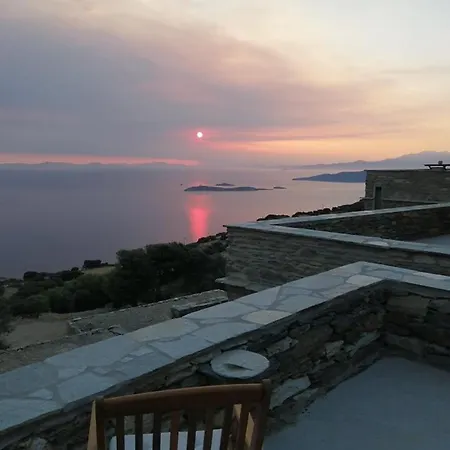 Aegean Deep Blue Andros Ano Aprovato Holiday home *